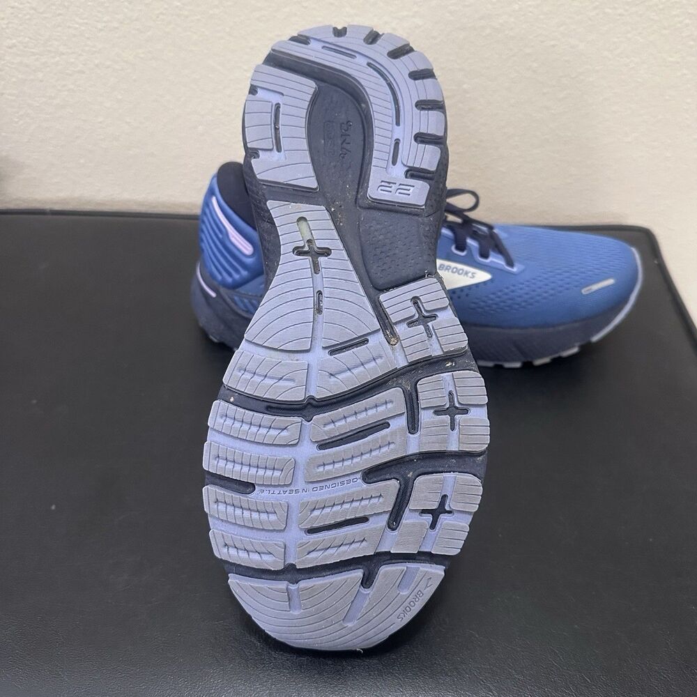 Brooks Adrenaline GTS 22 Blue/Gray Running Athletic Sneakers Women’s 8.5 B EUC - Picture 11 of 12